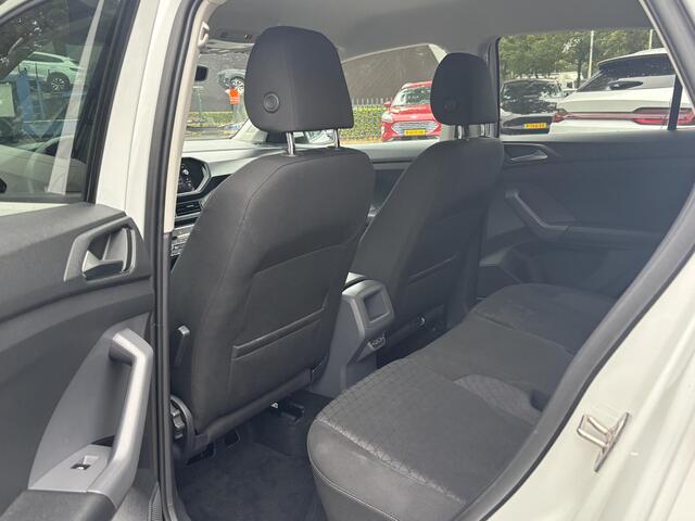 Volkswagen T-Cross 1.0 TSI Style R LINE ! | DODE HOEK DETECTIE | VIRTUAL DASH | STOELVERWARMING | NAVI | CLIMA | RIJKLAARPRIJS INCL. 12MND BOVAG GARANTIE |