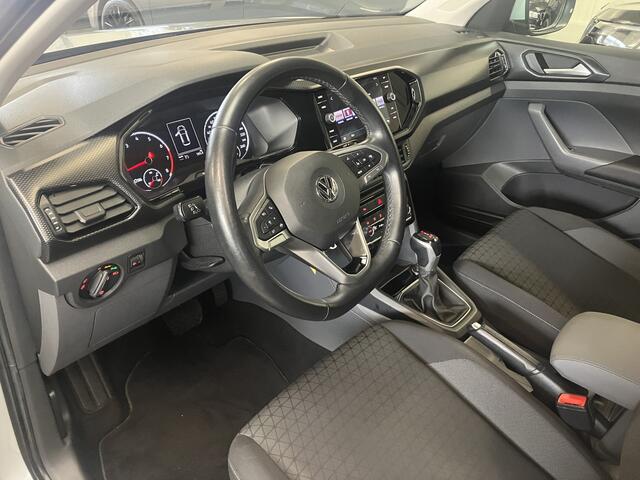 Volkswagen T-Cross 1.0 TSI STYLE/PDC/CAM/CLIMA/DODE HOEK/TREKHAAK/CARPLAY