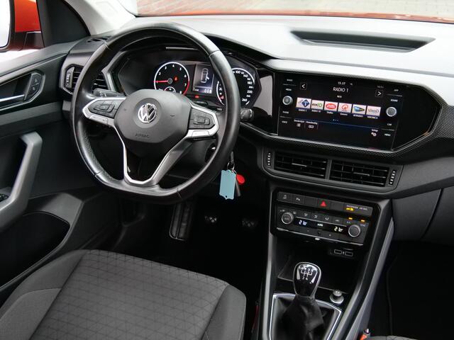 Volkswagen T-Cross 1.0 TSI Life 96 Pk Apple Carplay / PDC / Trekhaak