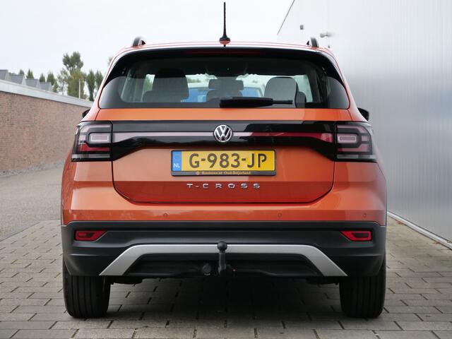 Volkswagen T-Cross 1.0 TSI Life 96 Pk Apple Carplay / PDC / Trekhaak