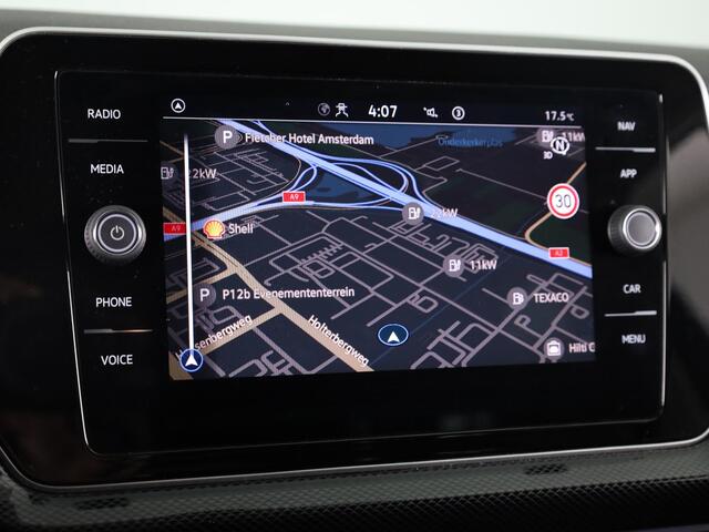 Volkswagen T-Cross 1.0 TSI Style 115 pk Automaat (DSG) | Navigatie | Parkeersensoren | Autom. airco | Matrix LED koplampen | Stoelverwarming |