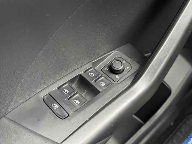 Volkswagen T-Cross 1.0 TSI 115 pk DSG Life Edition - Navi/Apple/Android - camera