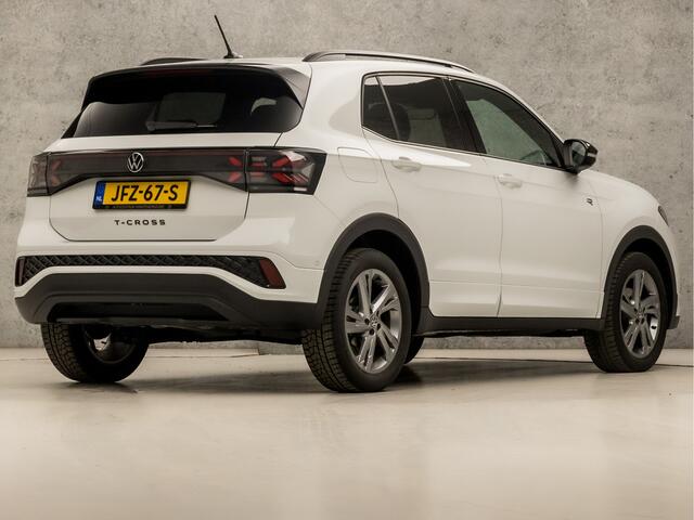 Volkswagen T-Cross 1.5 TSI R-Line 150Pk Automaat (2X R-LINE, APPLE CARPLAY, GROOT NAVI, GRILL VERLICHT, STOELVERWARMING, ALCANTARA, GETINT GLAS, IQ LIGHT, ADAPTIVE CRUISE, NIEUWSTAAT)