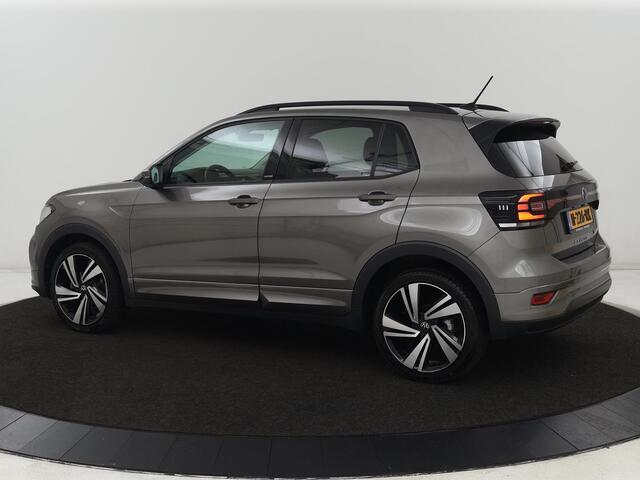 Volkswagen T-Cross 1.0 TSI R-Line | Camera | Carplay | Stoelverwarming | Cruise Control Adaptief | LED koplampen | LMV 18 |