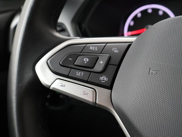 Volkswagen T-Cross 1.0 TSI Life | 110 PK | Adaptive cruise control | Parkeersensoren | Apple Carplay/Android Auto |