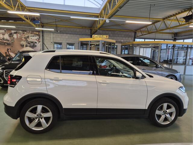 Volkswagen T-Cross 1.0 TSI Style -110pk- LED | Climate Control | App Connect | Stoelverwarming | Rijklaarprijs incl. 1 jaar Bovag garantie
