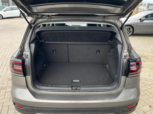 Volkswagen T-Cross 1.0 TSi 115 Pk Automaat Style | Adaptive Cruise | Climate Control | Parkeersensoren | Navigatie | Carplay | 87.046 Km!!