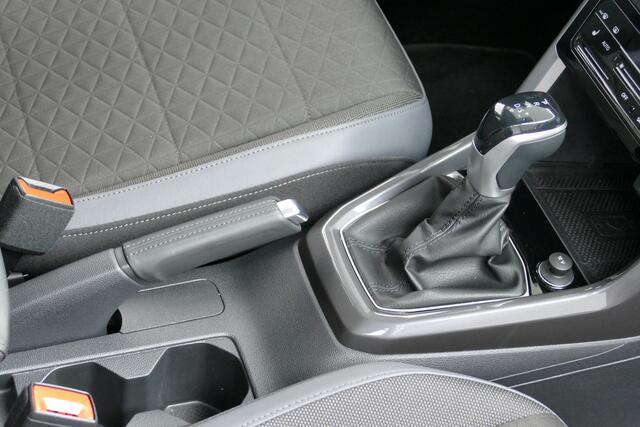 Volkswagen T-Cross 1.0 110pk TSI Style. Virt Cockpit, Camera, Adaptief Cruise, StoelVerw, 17"LMV