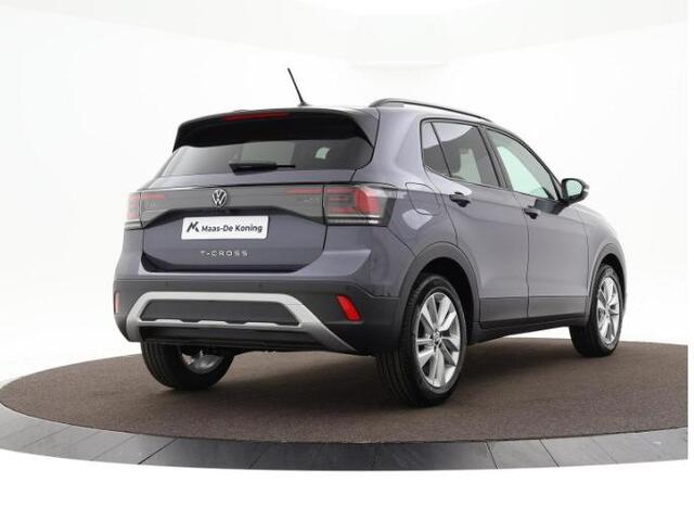 Volkswagen T-Cross Life Edition 1.0 TSI 95 pk 5 versn. Hand · Airconditioning automatisch, 2-zone (climatronic) · Velgen 'ventura' · 17 inch lichtmetaal · Prijs is inclusief inruilpremie