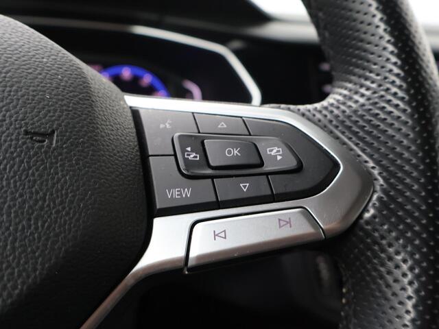 Volkswagen T-Cross 1.0 TSI Style | 115 PK | Automaat | Trekhaak | R-Line | Navigatiesysteem | Beats audio | Digitaal instrumentenpaneel |