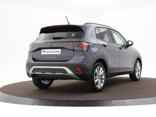 Volkswagen T-Cross Life Edition 1.0 TSI 95 pk 5 versn. Hand · Comfort pakket · Velgen 'ventura', 17 inch lichtmetaal · MEGA Sale