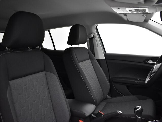 Volkswagen T-Cross Life Edition 1.0 TSI 95 pk 5 versn. Hand · Comfort pakket · Velgen 'ventura', 17 inch lichtmetaal · MEGA Sale