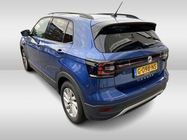 Volkswagen T-Cross 1.0 TSI Life Navigatie / App Connect / Lane- en Side assist / Climatronic / LM Velgen 16" Adaptive Cruise Control