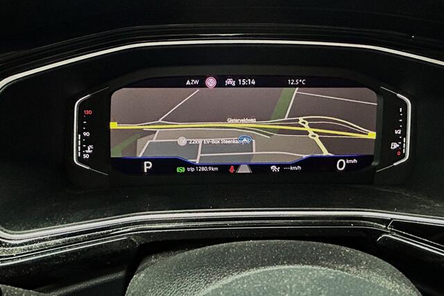 Volkswagen T-Cross 1.5 TSI 150pk Style Business R LED VIRTUAL TREKHAAK 19426KM!