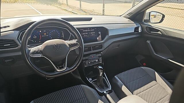 Volkswagen T-Cross 1.0 TSI Automaat R-Line | Camera | stoelverwarming | 18" velgen