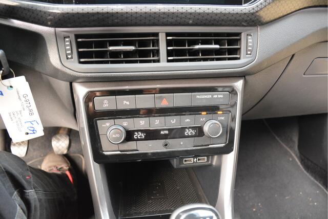 Volkswagen T-Cross 1.0 TSI Style Clima Xenon Led Cruise Control