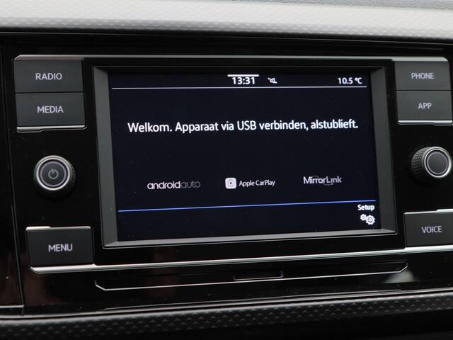 Volkswagen T-Cross 1.0 TSi 115 Pk Automaat Life | Cruise Control | Parkeersensoren | Carplay | 16 inch | 69.798 Km!!