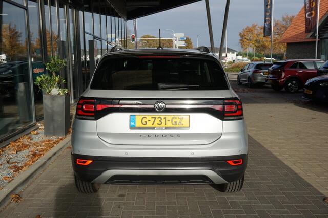 Volkswagen T-Cross 1.0 TSI Life | Adapt. Cruise Control | Keyless | Parkeersensoren