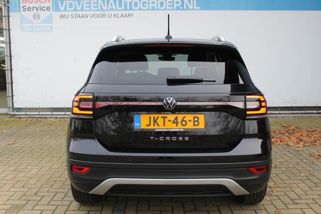 Volkswagen T-Cross 1.5 TSI Style Business 150PK | Incl. 12 maanden Garantie | Achteruitrijcamera | Stoelverwarming | Adaptive cruise | LED Koplampen | Apple CarPlay/Android Auto | Climate controle | Parkeersensoren V+A | Draadloze telefoonlader | Schakelmogelijkheid aan stu