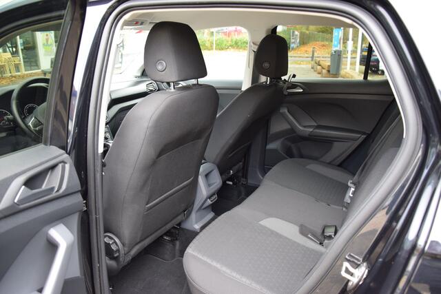 Volkswagen T-Cross 1.0 TSI 115PK Life Business DSG Automaat | BOVAG Garantie | Trekhaak | Adaptive Cruise Control | Dodehoekdetectie | Parkeersensoren Voor&Achter |