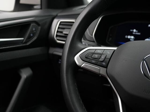 Volkswagen T-Cross 1.0 TSI 115 pk R-Line Business | IQ Light | Achteruitrijcamera | Navigatie | Stoelverwarming | Adaptive Cruise