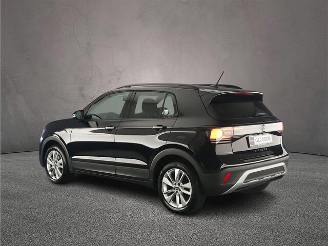 Volkswagen T-Cross Life Edition 1.0 TSI 95pk Adaptive cruise control, Achteruitrijcamera, Parkeersensor achter, LED koplampen, App connect, DAB, Radio, Airco
