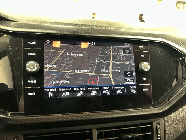 Volkswagen T-Cross 1.0 TSI 95pk Life · Camera · Apple/Android Car Play · Navigatie · P-Sensoren · Dodehoek Detectie · 16'' Inch ·