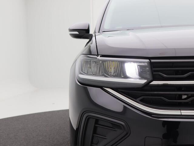 Volkswagen T-Cross Life Edition 1.0 TSI 116 pk | Stoelverwarming | Digitale Cockpit Pro | Camera | Travel Assist |