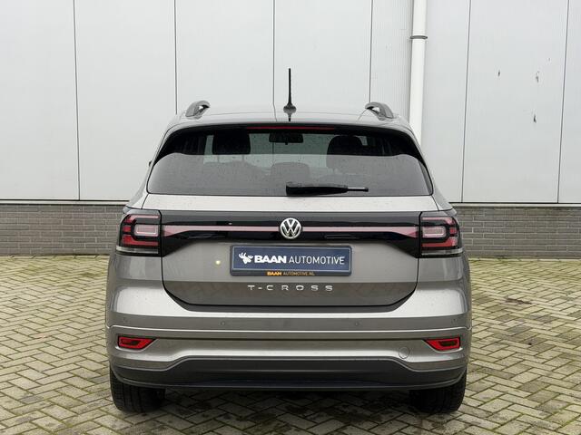 Volkswagen T-Cross 1.0 TSI | Adaptive | Apple CarPlay | DAB | R-Line ext.
