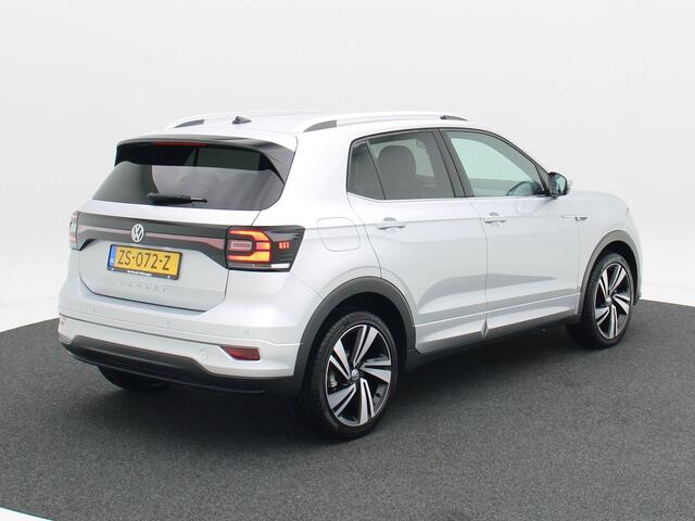 Volkswagen T-Cross 1.0 TSi 115 Pk Style R-Line | Adaptive Cruise | Stoelverwarming | CarPlay | Navigatie | Parkeersensoren | 18 Inch | 12.080 Km!!