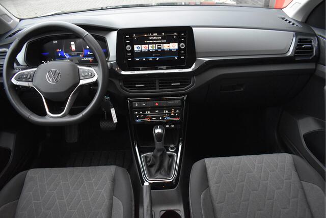 Volkswagen T-Cross 1.5 TSI DSG Adaptive cruise, Camera, Stoelverwarming, Carplay,