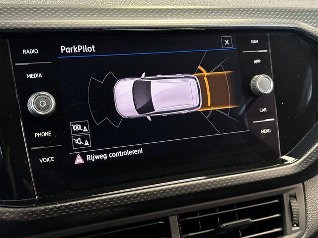Volkswagen T-Cross 1.0 95pk TSI Life Adaptive Cruise Control | Parkeersensoren voor & achter | Getinte ramen achter