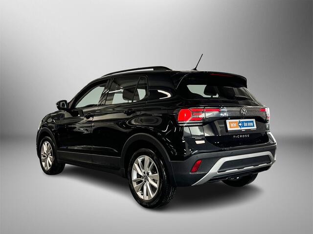 Volkswagen T-Cross 1.0 115pk TSI Life Edition Voorstoelen verwarmbaar | Velgen 'Bangalore', 17 inch lichtmetaal | Grootlichtassistent 'Light Assist'