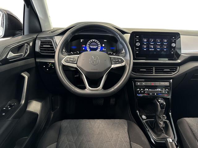 Volkswagen T-Cross 1.0 115pk TSI Life Edition Voorstoelen verwarmbaar | Velgen 'Bangalore', 17 inch lichtmetaal | Grootlichtassistent 'Light Assist'