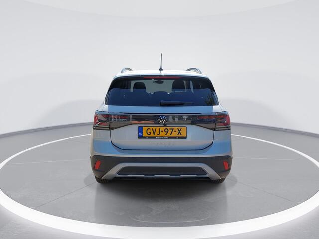 Volkswagen T-Cross Life Edition 1.0 TSI 95 PK 5 versn. hand · Allseasonbanden · Achteruitrijcamera · Keyless Entry · Draadloze telefoonlader ·