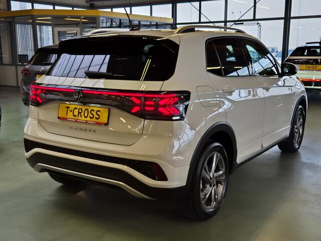 Volkswagen T-Cross 1.5 TSI R-Line -150pk- Automaat | Trekhaak | Camera | IQ LED | Rijklaarprijs incl. 1 jaar Bovag garantie
