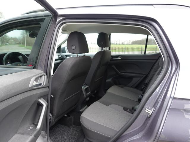 Volkswagen T-Cross 1.0 TSI Life Edition TREKH. | VIRTUAL | ECC | ACC | STOELVERW.