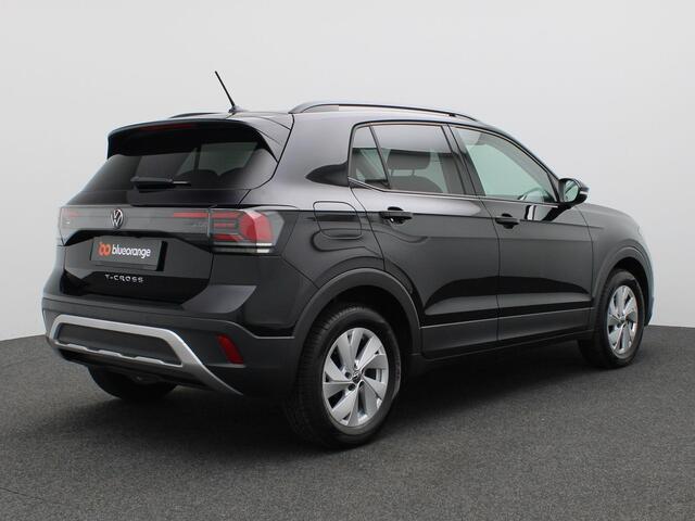 Volkswagen T-Cross 1.0 TSI Edition 95PK Achteruitrijcamera, Adaptieve Cruise Controle, Parkeersensoren voor en Achter, Stoelverwarming, Navi via Apple Carplay/Android Auto, 16" LM Velgen