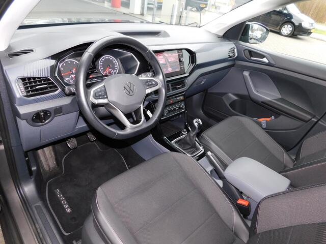 Volkswagen T-Cross 1.0TSI 116 PK STYLE!! All-in Prijs! Trekhaak!