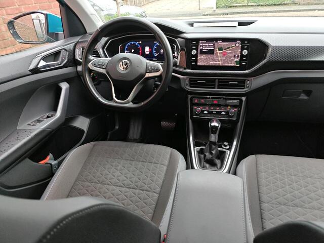 Volkswagen T-Cross 1.0 TSI 115pk Style DSG Automaat / LED / Navigatie / Digital cockpit / Camera / LM 17 inch