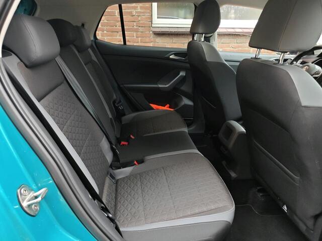Volkswagen T-Cross 1.0 TSI 115pk Style DSG Automaat / LED / Navigatie / Digital cockpit / Camera / LM 17 inch