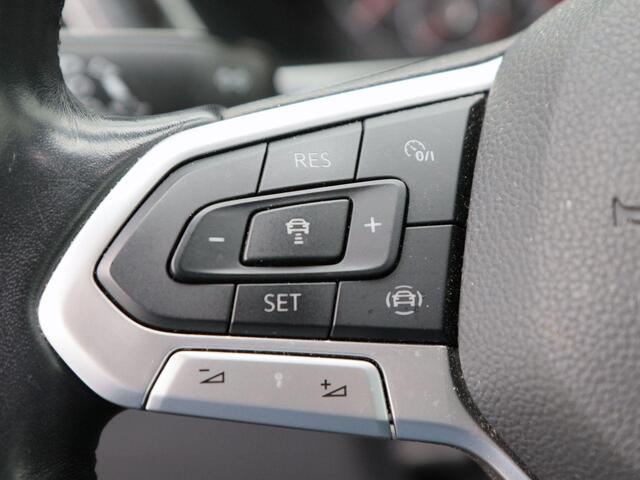 Volkswagen T-Cross 1.0 TSi Style Automaat | Beats Audio | Adaptive Cruise | Trekhaak | LED | Parkeersensoren | CarPlay | 17 Inch | 99.281 Km