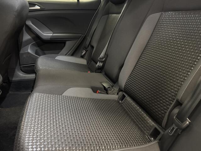 Volkswagen T-Cross 1.0 TSI R-Line DSG / AUTOMAAT / VIRTUAL / FULL LED / ADAPTIVE CC /