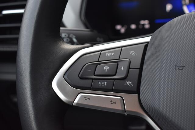 Volkswagen T-Cross 1.5 TSI Life DSG 150PK, Virtual cockpit, Adaptive cruise, Stoelverwarming, Carplay, PDC