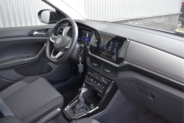 Volkswagen T-Cross 1.5 TSI Life DSG 150PK, Virtual cockpit, Adaptive cruise, Stoelverwarming, Carplay, PDC