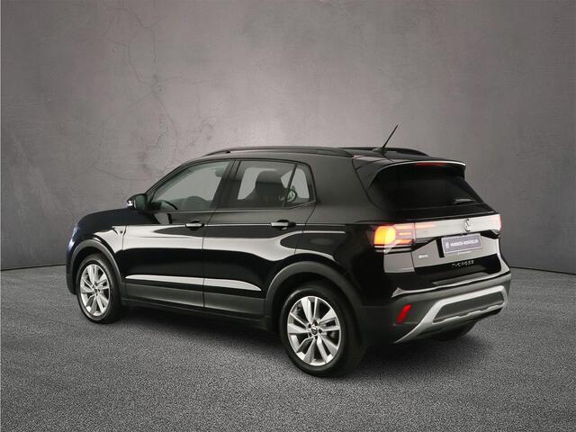 Volkswagen T-Cross Life Edition 1.0 TSI 115pk DSG Automaat Adaptive cruise control, Achteruitrijcamera, Stoelverwarming, LED koplampen, App connect, Parkeersensoren