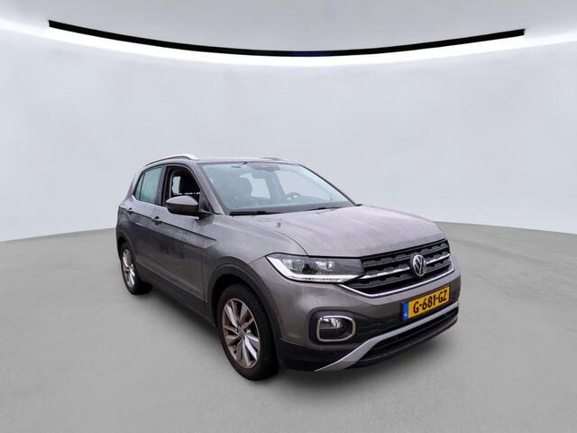 Volkswagen T-Cross 1.0 TSI Style / Led / Virtual cockpit / Navigatie / Afneembare trekhaak / Climate control / Parkeersensoren