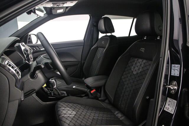 Volkswagen T-Cross R-Line Edition 1.5 TSI 150pk DSG Automaat Trekhaak, Adaptive cruise control, Achteruitrijcamera, LED matrix koplampen, Navigatie, Parkeersensoren
