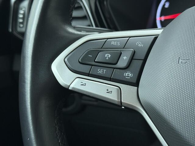 Volkswagen T-Cross 1.0 TSI Life | 95 PK | Navigatiesysteem | Parkeersensoren | Adaptive cruise control |