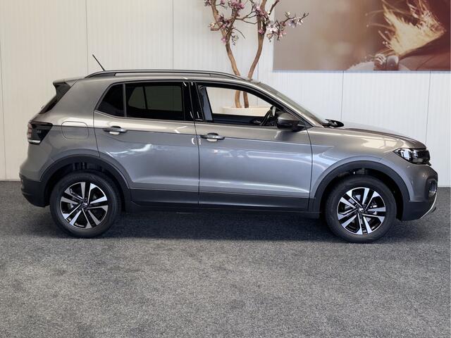Volkswagen T-Cross 1.0 TSI LIFE BUSINESS NAVIGATIE CRUISE CONTROL STOELVERWARMING APPLE CARPLAY/ANDROID RIJSTROOKSENSOREN DODEHOEKSENSOREN PDC ZEER MOOI !! 3010